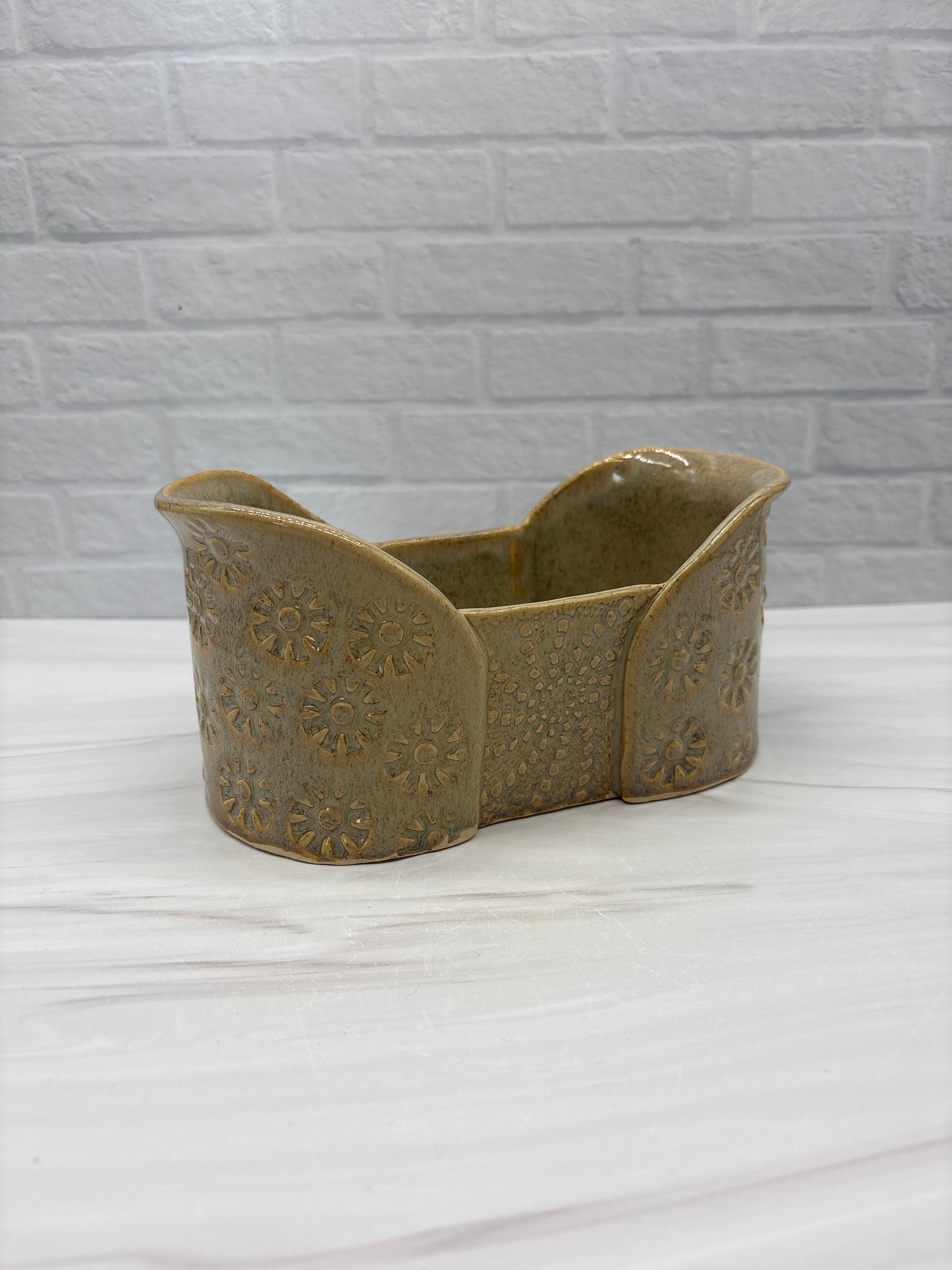 Bathtub planter