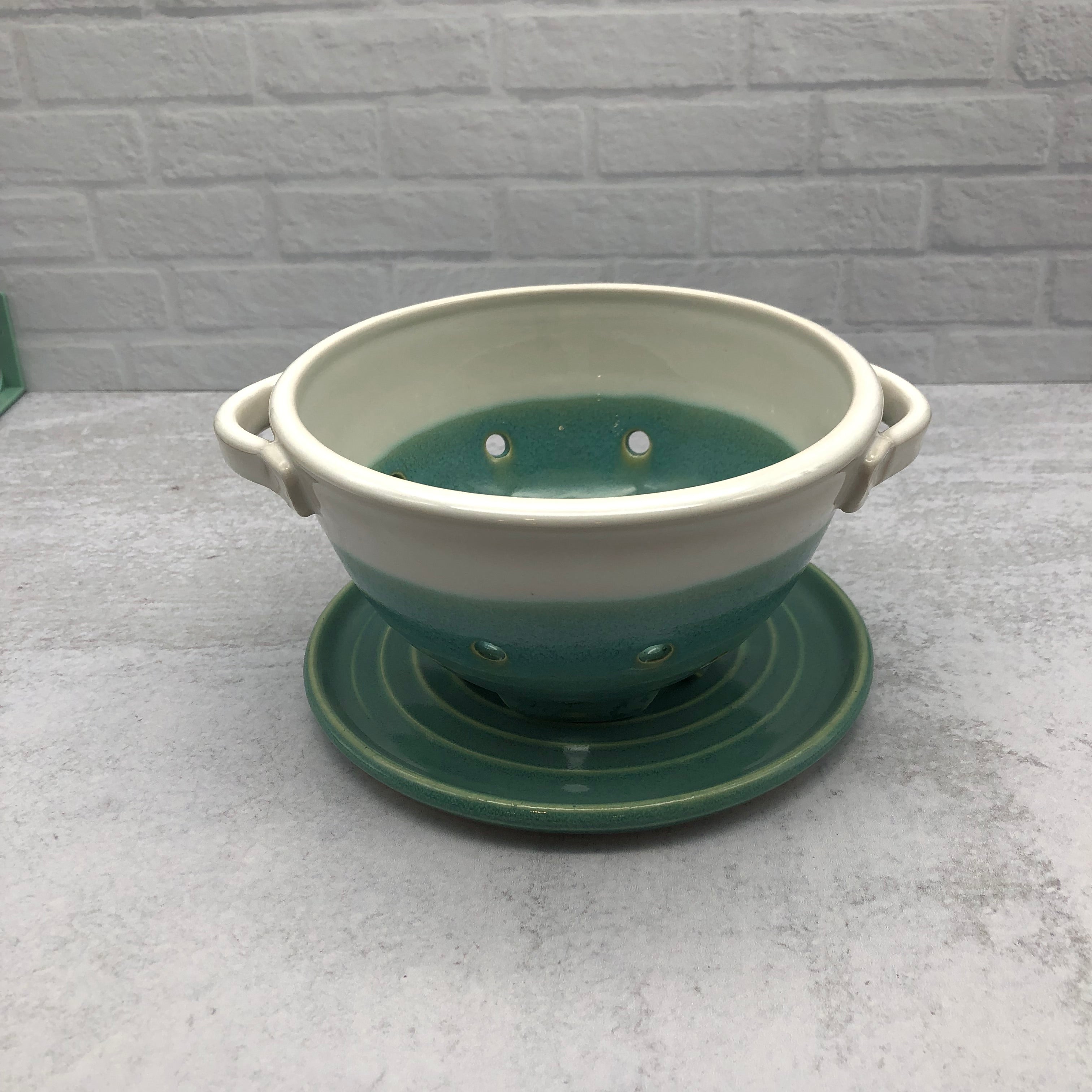 Berry Bowl in Seafoam