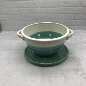 Berry Bowl in Seafoam