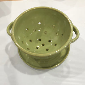 Berry Bowl in Yellow Green (w)