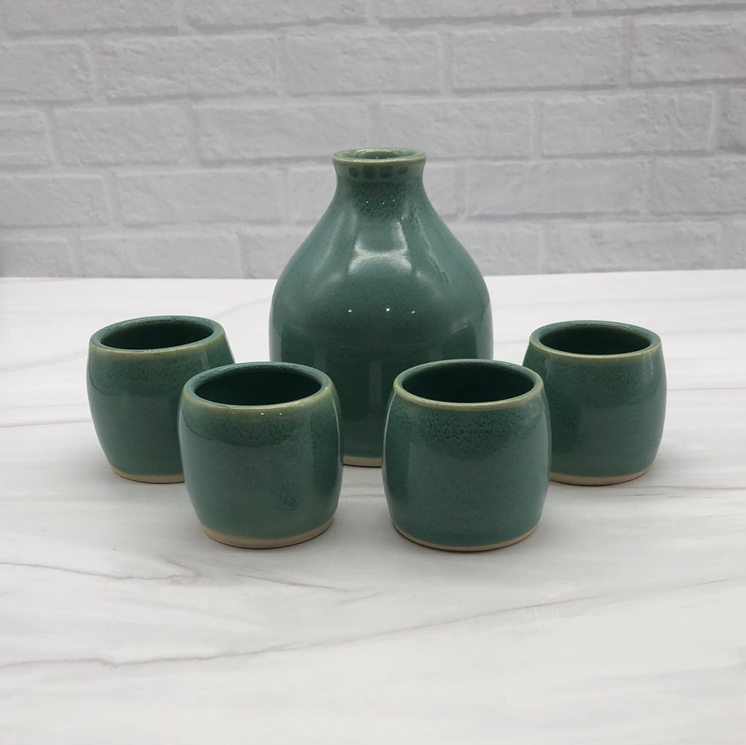Sake set in Blue Green