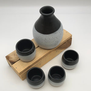 Sake set in Cookies & Cream